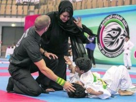 سبب اقتحام ام إماراتية مباراة جودو