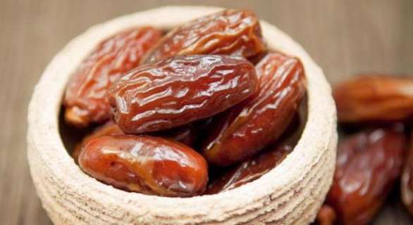 منقوع التمر للرضع