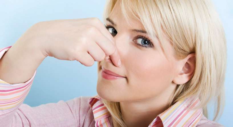5 حيل فعالة لإزالة رائحة الثوم من الفم!