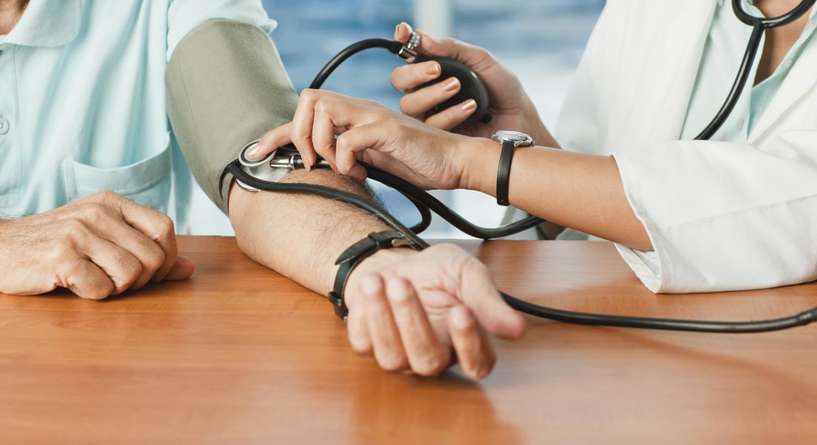 ما هي اعراض ضغط الدم المرتفع