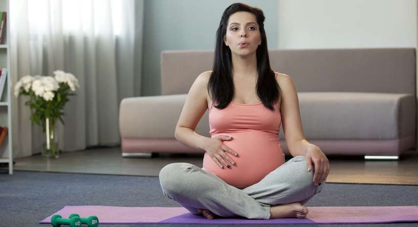 تمارين للحامل في الشهر التاسع لفتح الرحم