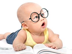 صورة طفل ذكي