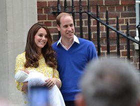 ملابس كيت ميدلتون بعد الولادة