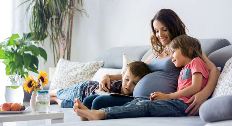 دراسة تتكلم عن تأثير إنجاب أكثر من طفلين على عقل الأم!