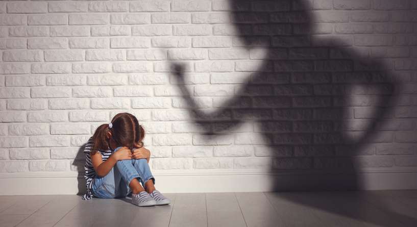 أساليب الأبوة والأمومة السيئة عبر التاريخ