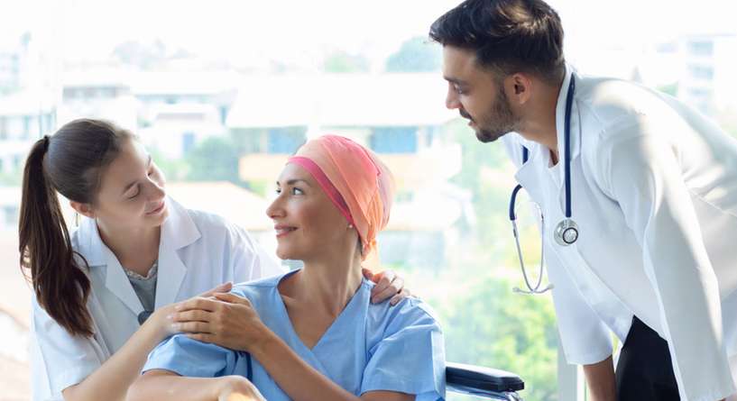 مخاطر الإصابة بسرطان الدم بعد سرطان الثدي