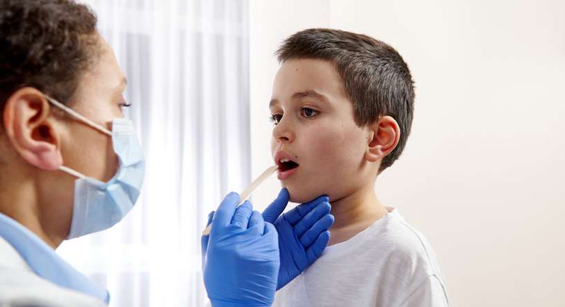 علاج فطريات الفم عند الأطفال عمر 4 سنوات