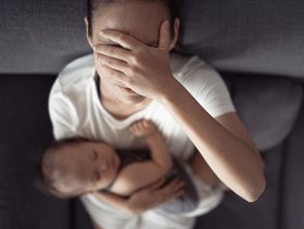 تحديات تواجهها كل ام جديدة