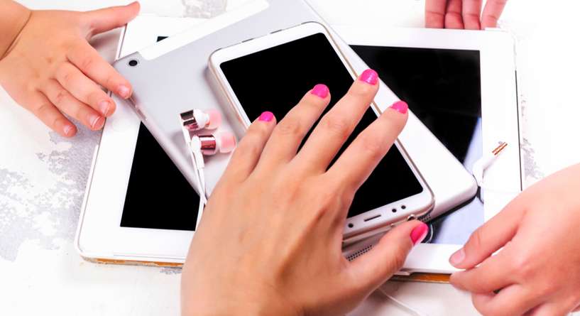 علامات تشير الى ضرورة منع طفلك عن استعمال الآيباد