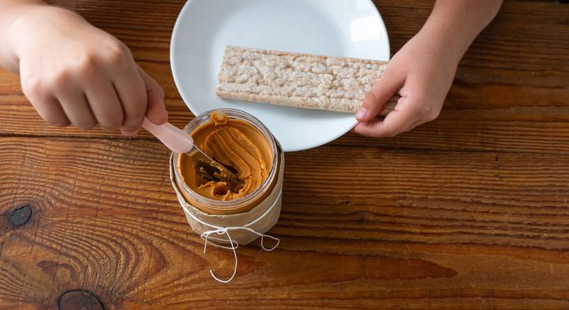 زبدة الفستق وفوائدها الصحية