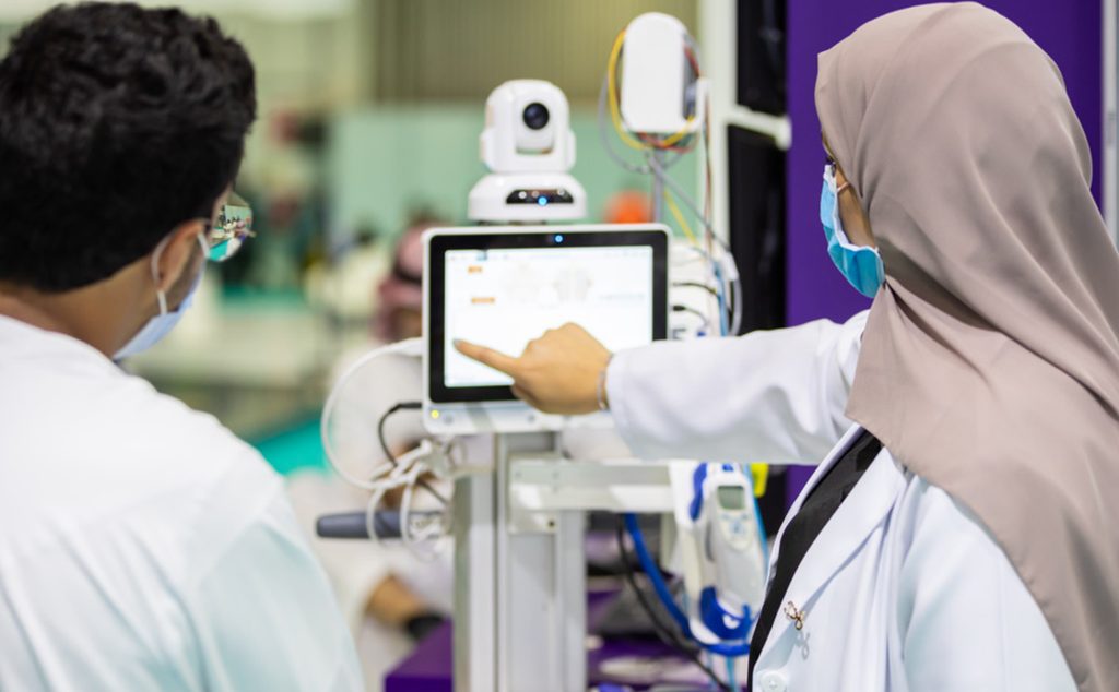 طلاب دولة الإمارات في المجال الطبيّ