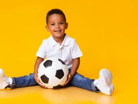 العمر الأنسب ليبدأ طفلك بممارسة الرياضة