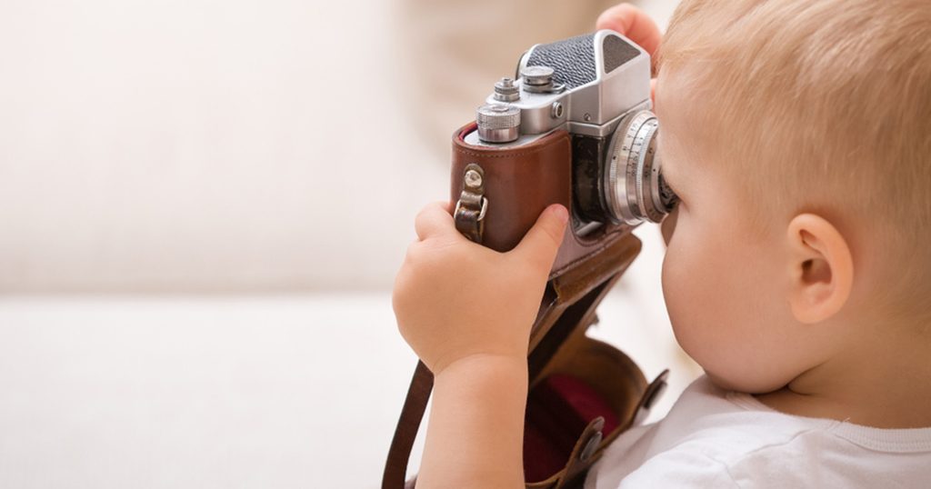 التصوير الفوتوغرافي للأطفال 4 فوائد صحية له 