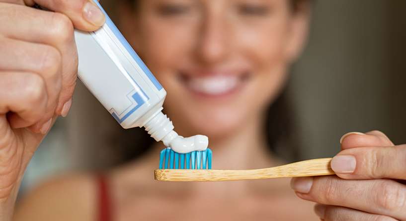 10 استخدامات لمعجون الأسنان ستفاجئك