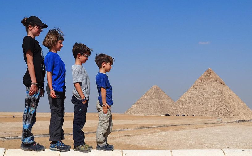 مصدر الصورة: صفحة العائلة الكندية الرسمية على فايسبوك