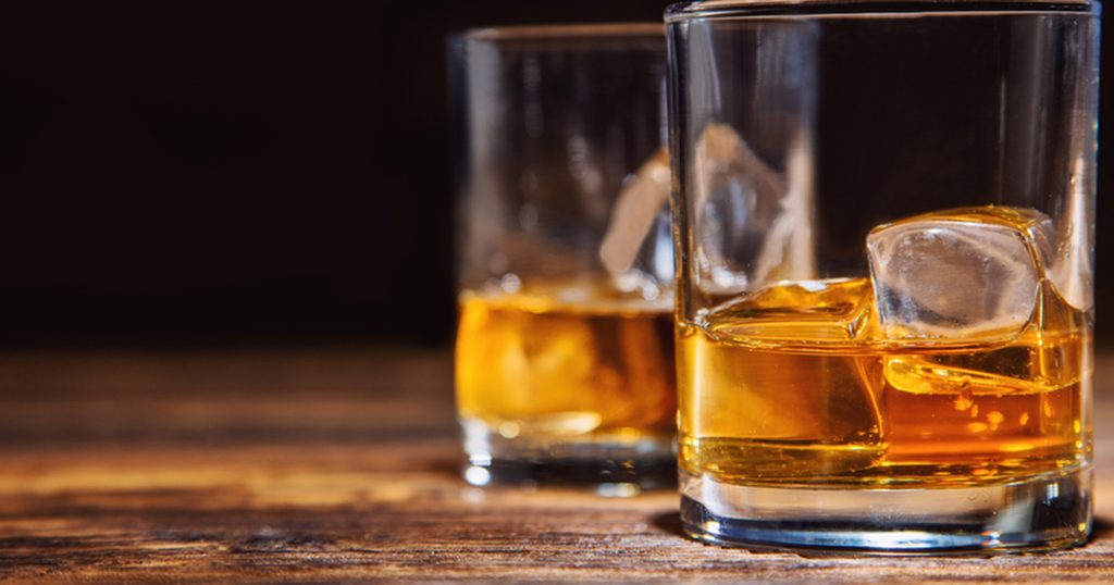 تفسيرات شرب الخمر في المنام