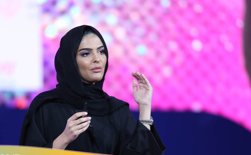 أميرة الطويل تُعلن عن إنجابها لطفلتها الجوهرة