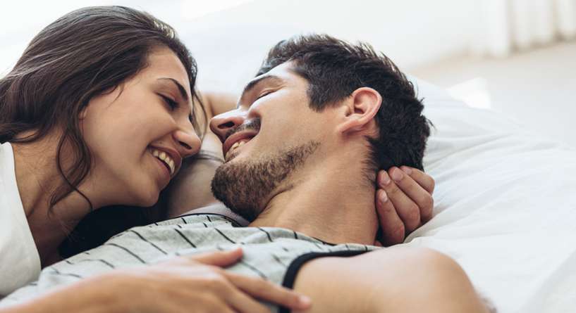 المزلقات الجنسية وتأثيراتها على علاقتكما الحميمة
