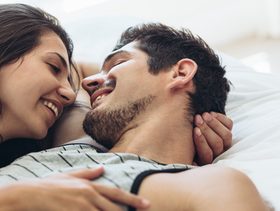 المزلقات الجنسية وتأثيراتها على علاقتكما الحميمة