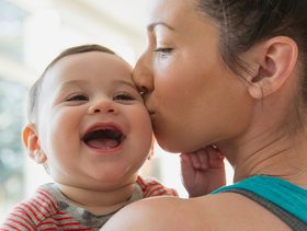 في اليوم العالمي للضحك 5 فيديوهات مضحكة للأطفال