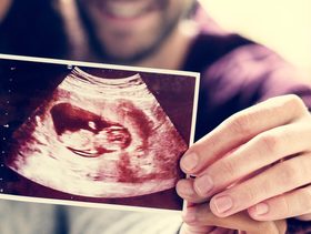 هل يخطئ السونار في تحديد نوع الجنين من الشهر التاسع؟