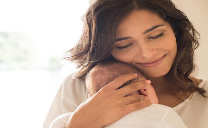 خطوات للحفاظ على ثدييك خلال الرضاعة
