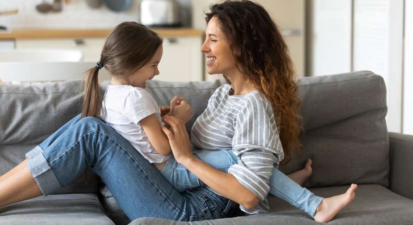 طريقة واحدة تجعل طفلك يقوم بواجباته من تلقاء نفسه!