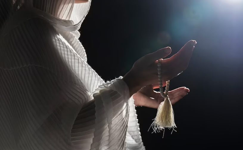 هل يجوز للمرأة الحج بدون محرم
