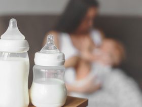 كيفية التخلص من الحليب المتحجر في الثدي وتخفيف عوارضه