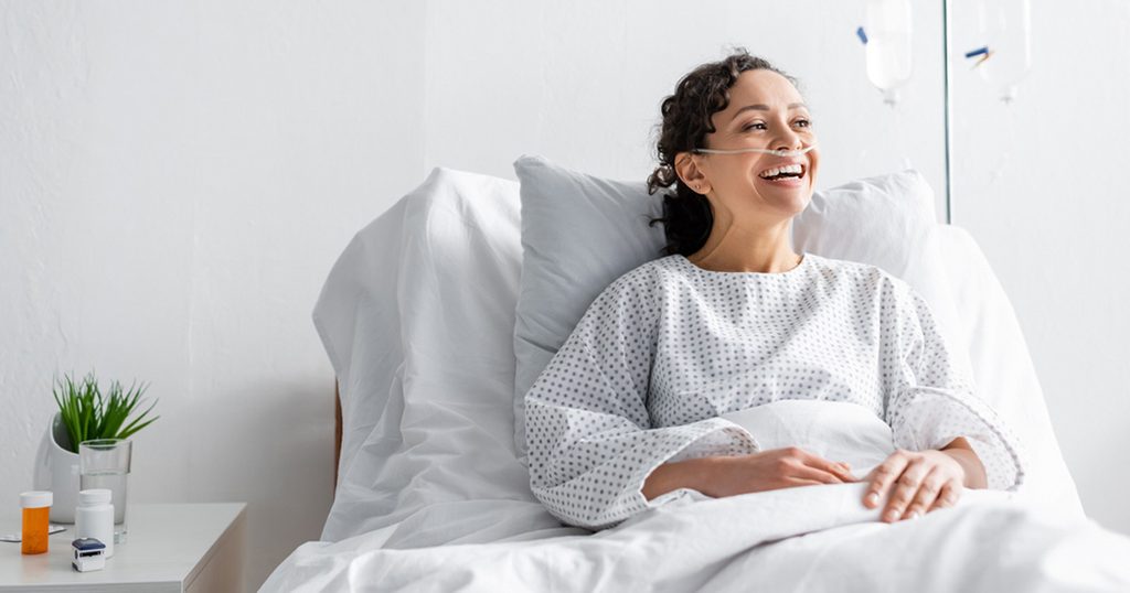 أم بريطانية كادت تقتلها بكتيريا آكلة لحوم البشر