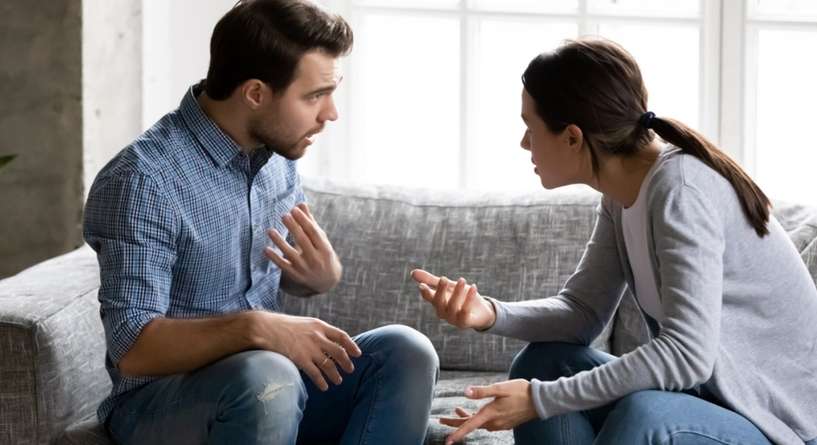 علامات عدم احساس الزوج بزوجته