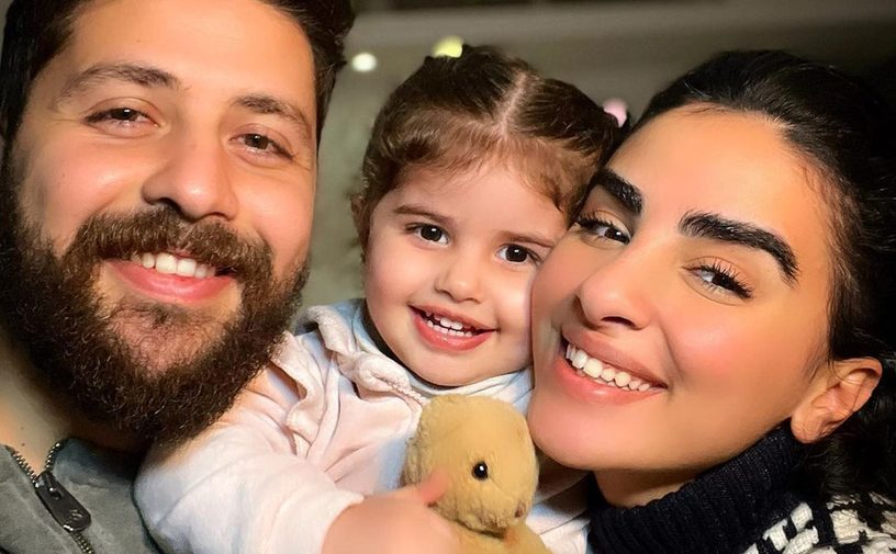 ردة فعل إبنة أخ ناصيف زيتون عند رؤيته على المسرح بالفيديو
