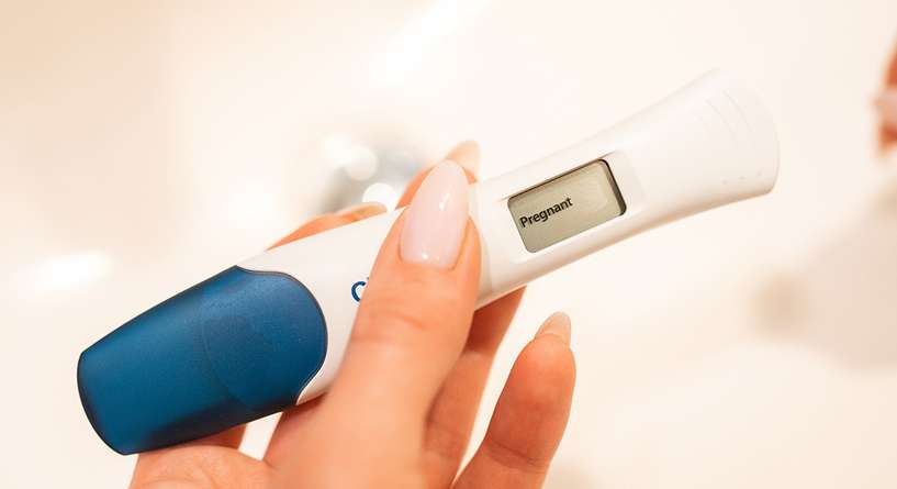 ظهور بقعة حمراء في اختبار الحمل، ما هي دلالاته؟