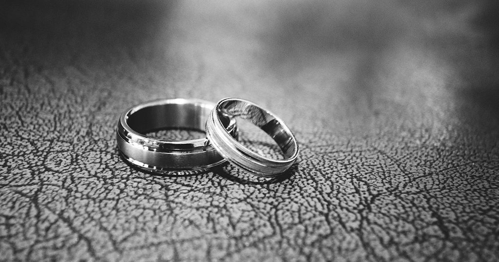 ماذا يعني حلم الزواج للمتزوج بزوجة ثانية؟