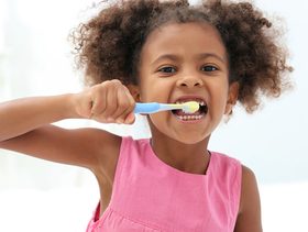 أسباب تسوس اسنان الاطفال بعمر سنتين