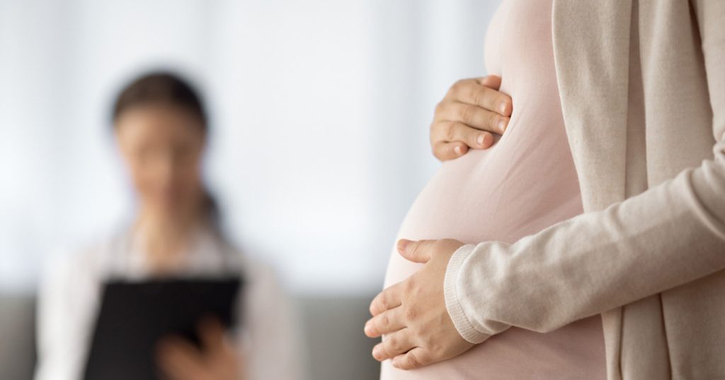 كيف يمكن اكتشاف متلازمة داون بعد الولادة؟