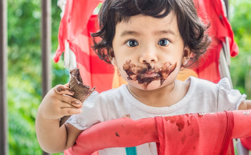 4 تحذيرات من تناول الأطفال البوظة المفضلة لديهم: خطيرة جداً