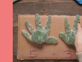 بالفيديو، طرق سهلة لتعليم طفلك الأرقام