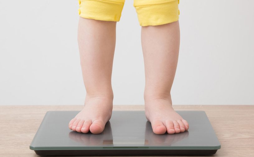 ما هو الوزن المثالي للطفل بعمر 6 سنوات؟