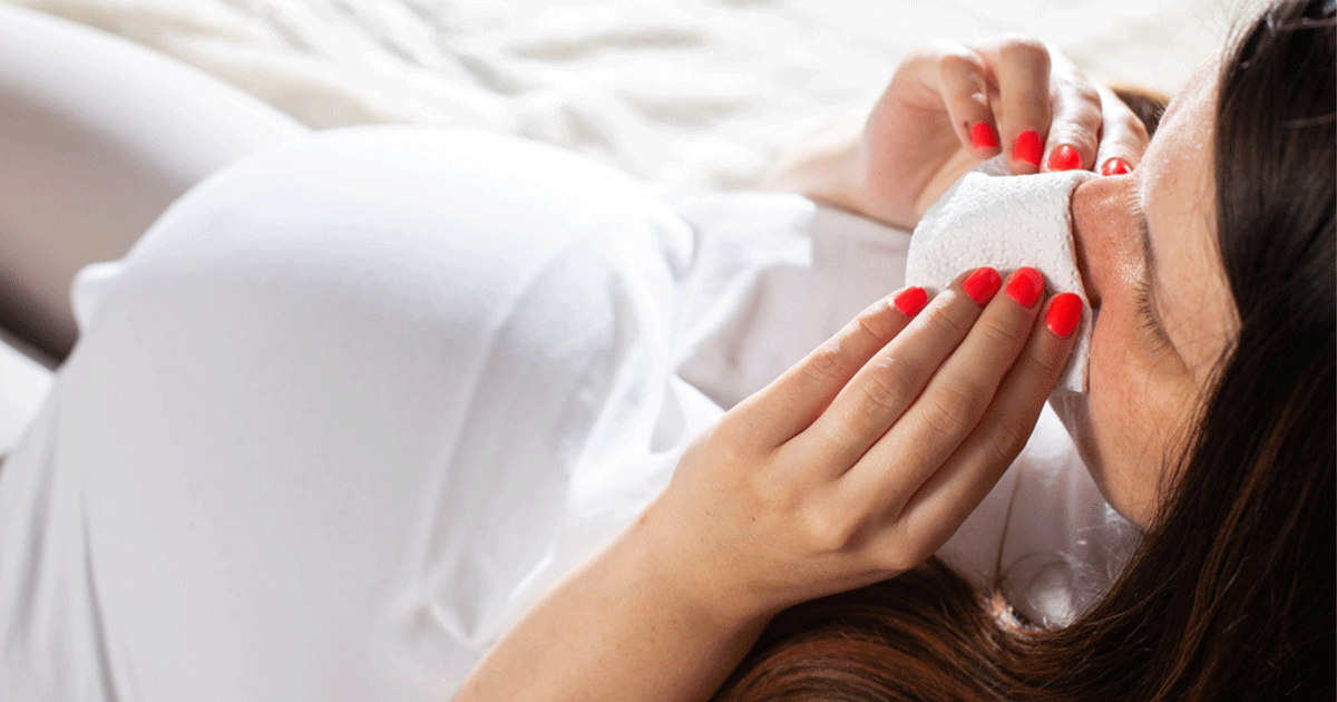 نزيف الأنف أثناء الحمل يحذرك من أخطار ممكنة