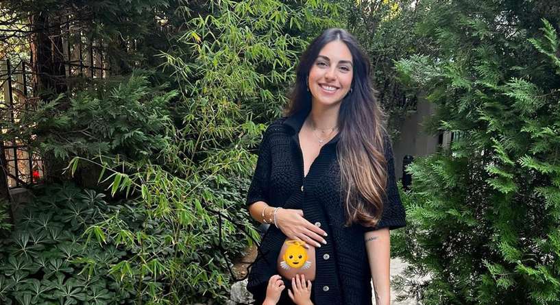 فاليري أبو شقرا تُعلن عن حملها الثاني