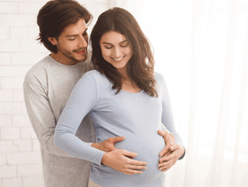 التدلل على الزوج للمرأة الحامل
