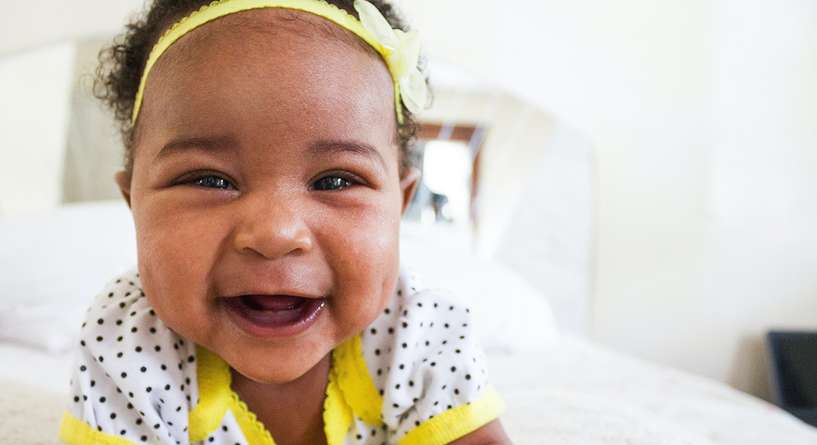 تعرفي على أهمية زيت كبد الحوت للأطفال الهندي