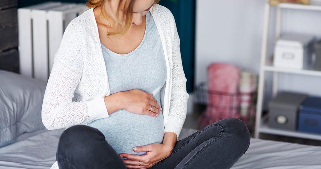 حامل تشعر بتحجّر بطنها