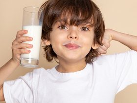 النصائح لمنع وعلاج نقص الكالسيوم في الطفولة