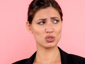 تشقق الشفاه نقص فيتامين