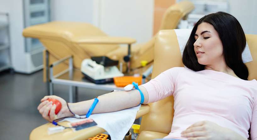 ماذا يحدث للجسم بعد التبرع بالدم