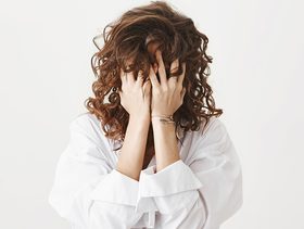 علامات الاكتئاب عند النساء