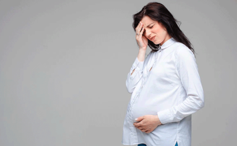 صداع الحامل في الشهر الثالث