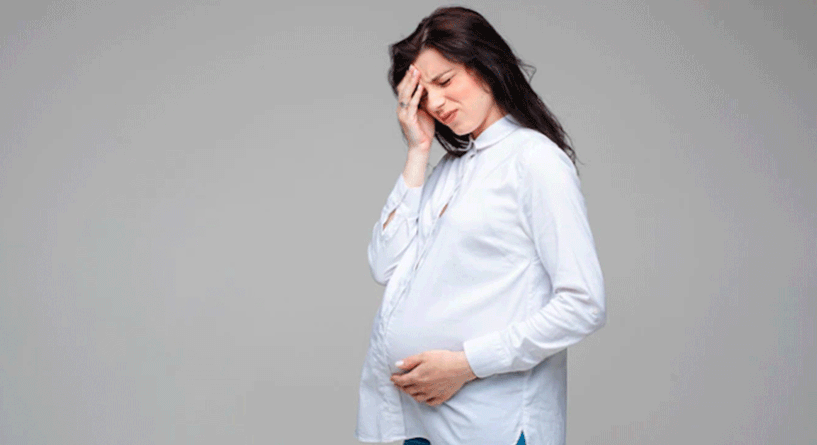 صداع الحامل في الشهر الثالث